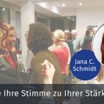 Stimmtraining mit Jana C. Schmidt: Ein Abend zwischen Indifferenzlage, Korken und Kehlkopf-Massage